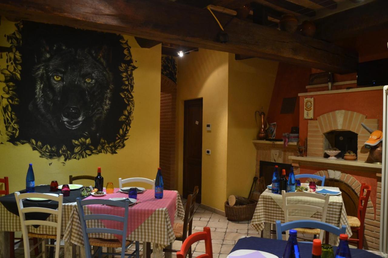Il Borgo Del Lupo Villa Sarteano Ngoại thất bức ảnh
